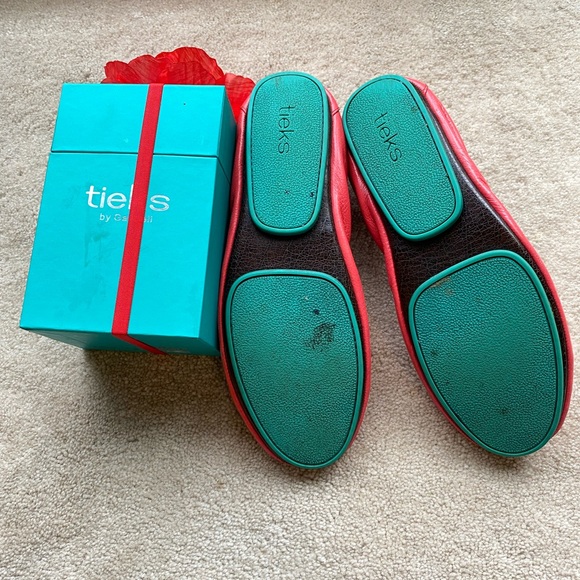 Poppy tieks - Picture 4 of 6